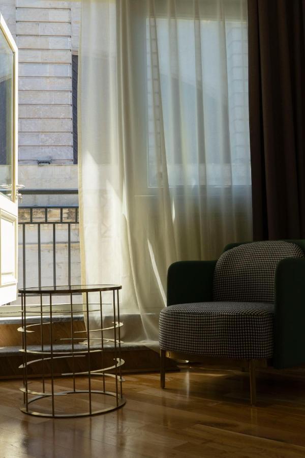 Grand Opera Hotel Кутаїсі Екстер'єр фото
