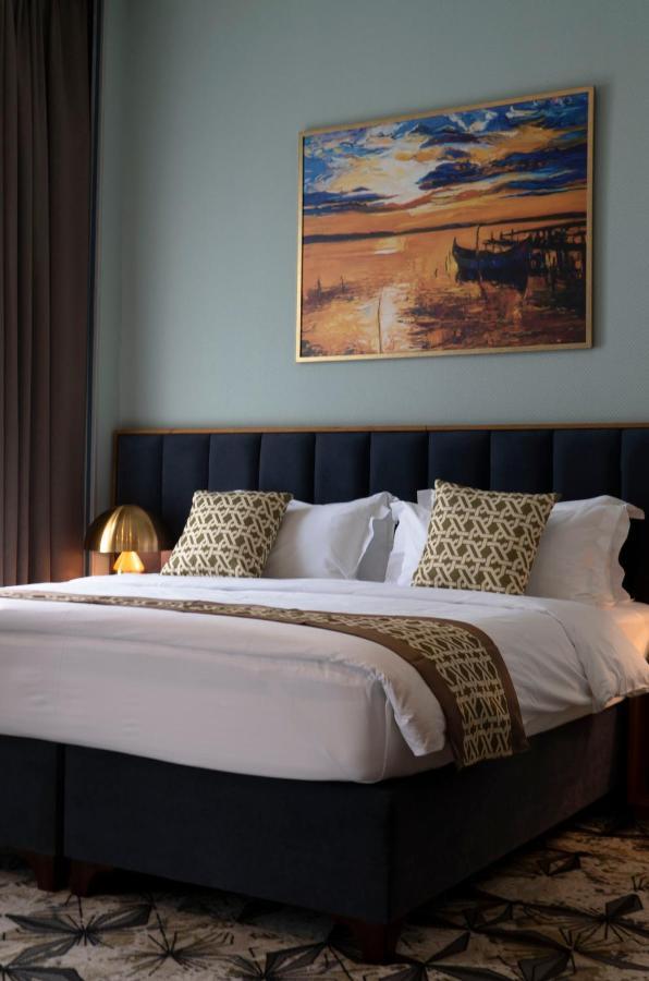 Grand Opera Hotel Кутаїсі Екстер'єр фото