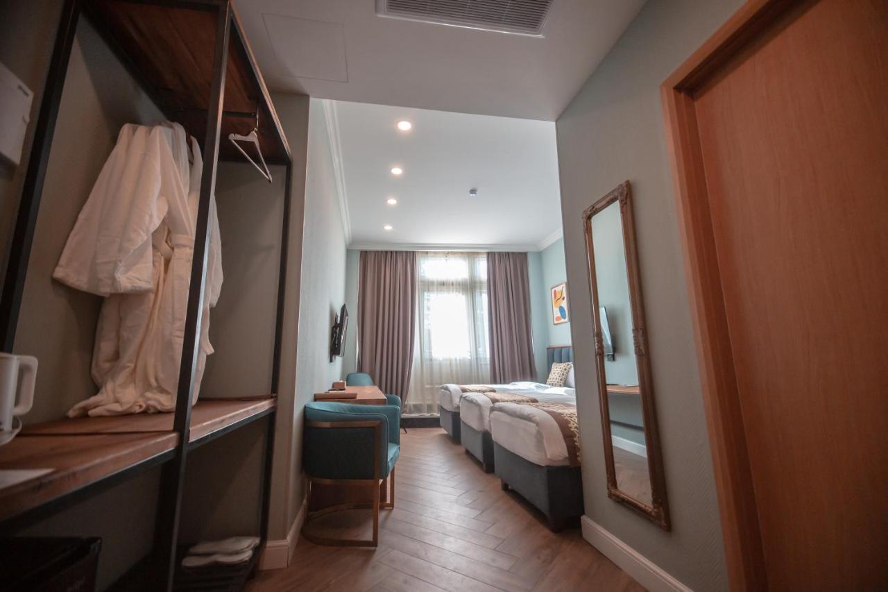 Grand Opera Hotel Кутаїсі Екстер'єр фото
