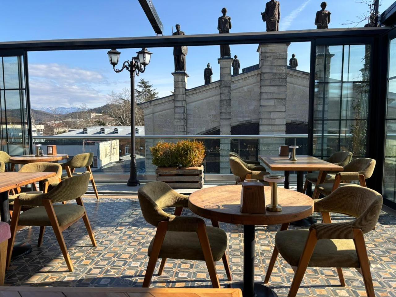 Grand Opera Hotel Кутаїсі Екстер'єр фото